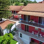 Skevoulis Apartment