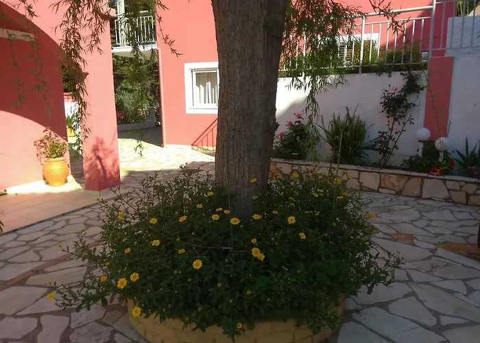 Skevoulis Lägenhet Benitses (Corfu)